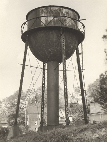 Water Tower, Youngstown, Ohio, United States / Becher