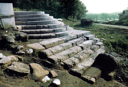 Ruins of a 12-stepped altar at Vani