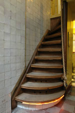 Stairs to 17th century kitchen (photo: P. Ryan)