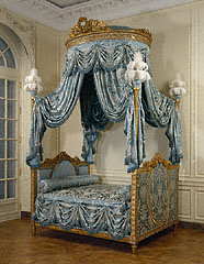 Bed / French