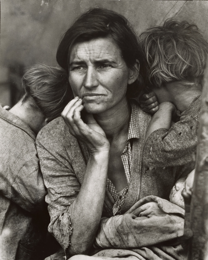 [Copy print of Migrant Mother, Nipomo, California] (Getty Museum)