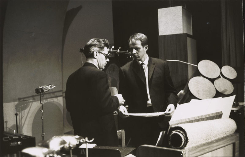 Unknown / David Tudor and Karlheinz Stockhausen in New York for performances of Refrain and Kontakte