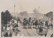 Zapata entering Cuernavaca / Photo: Hugo Brehme