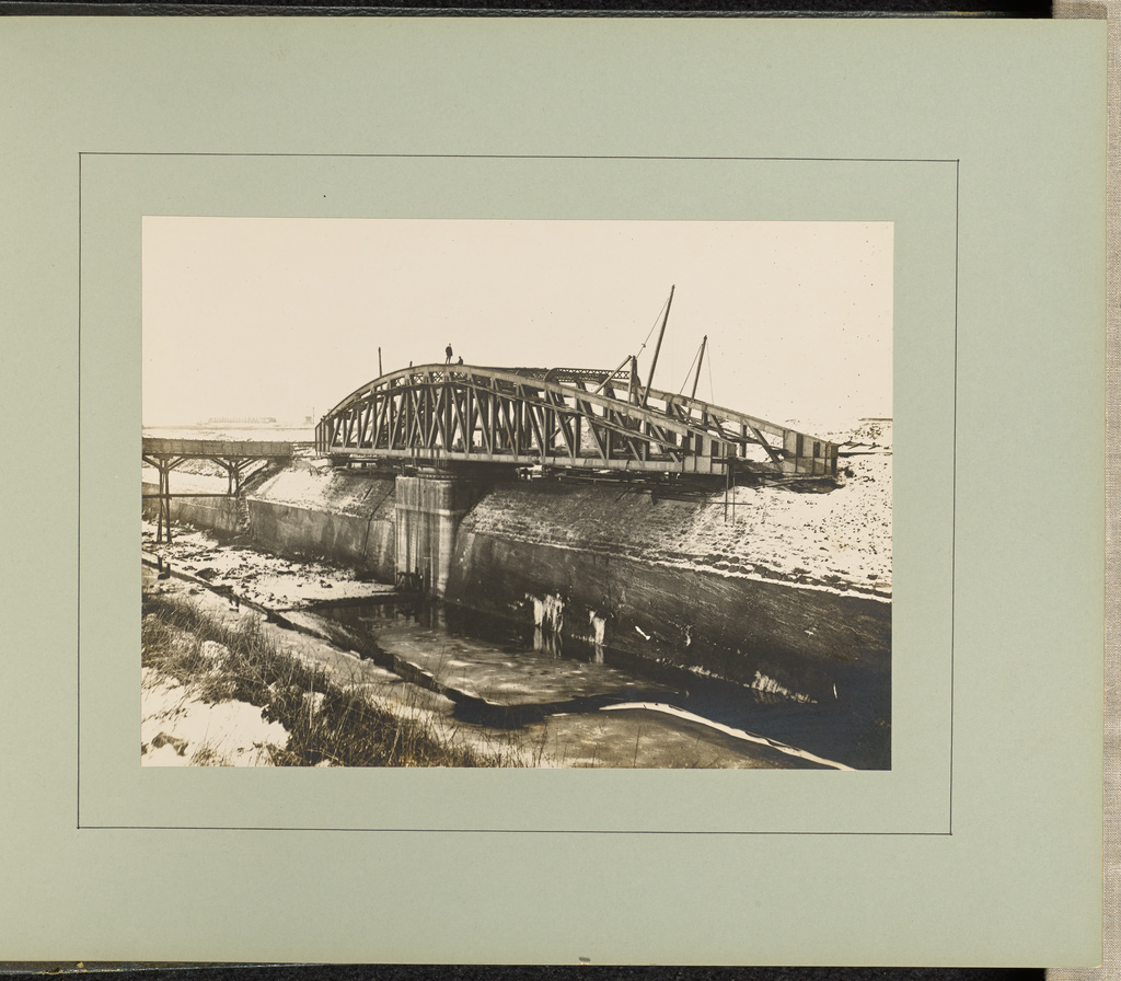 Moore Lane Swing Bridge - Exterior (Getty Museum)